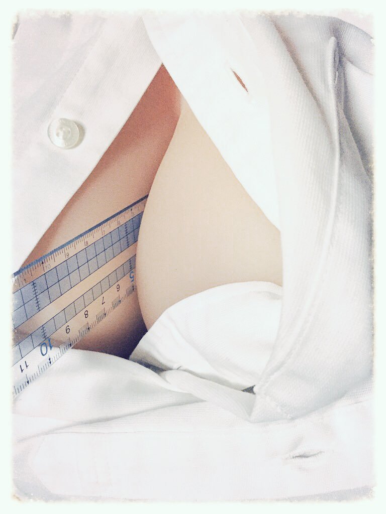 【おっぱい】スライムおっぱいな爆乳娘が野菜やバイブで疑似パイズリ!貧乳娘も頑張ってボトルをパイズリしてる疑似パイズリのおっぱい画像集!ww【80枚】 71