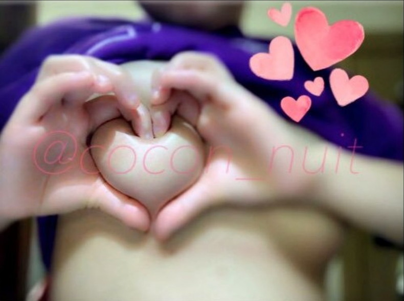 【おっぱい】イマドキの美巨乳女子たちがおっぱいでハート作って自撮りしてるおっぱいハート画像集【80枚】 26