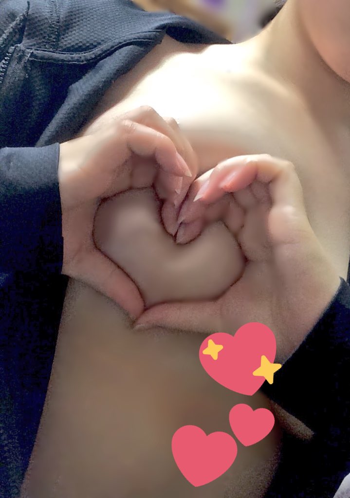 【おっぱい】イマドキの美巨乳女子たちがおっぱいでハート作って自撮りしてるおっぱいハート画像集【80枚】 75