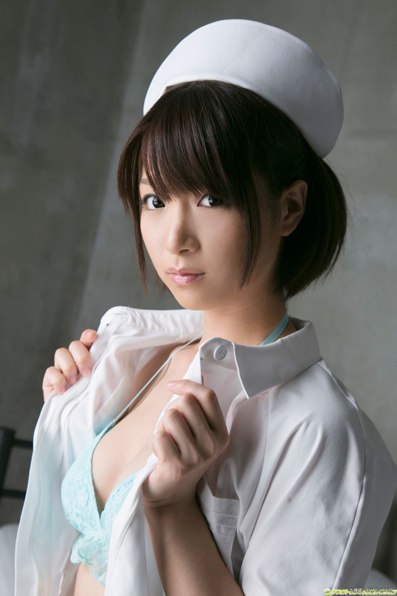 【おっぱい】担当ナースが隠れ痴女で巨乳露出してベッドでフェラや騎乗位挿入で治療してくれてるナースおっぱい画像集【80枚】 76