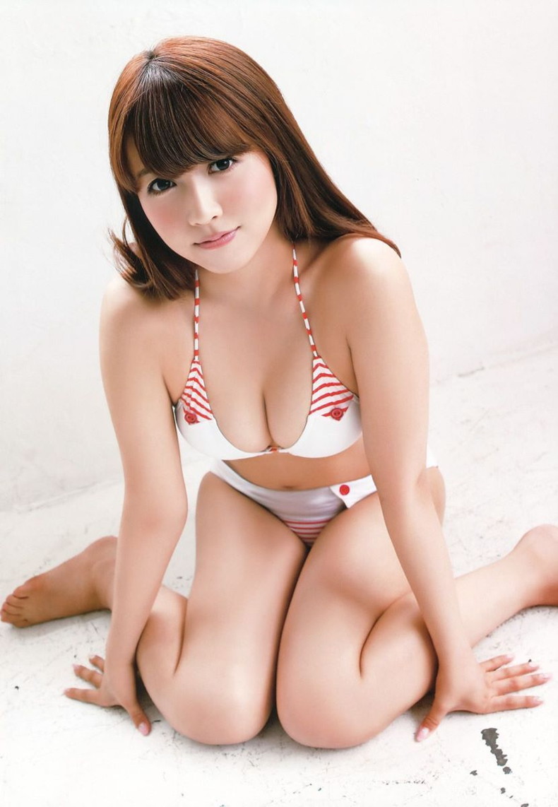 【おっぱい】貧乳美少女も爆乳娘もあひる座りでカワイさ倍増!女子たちが自慢のおっぱい露出してあひる座りでちんぽを待ってるあひる座りのエロ画像週w【80枚】 62