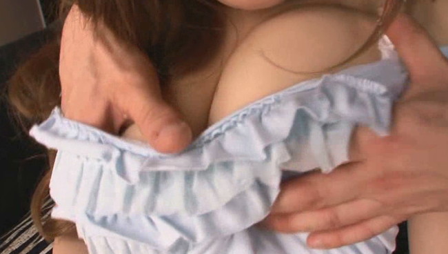 【おっぱい】エッチなことが大好きで生チ〇ポ挿入…中出しを哀願してくるGカップ巨乳の人妻さんのおっぱい画像がエロすぎる!【30枚】 09