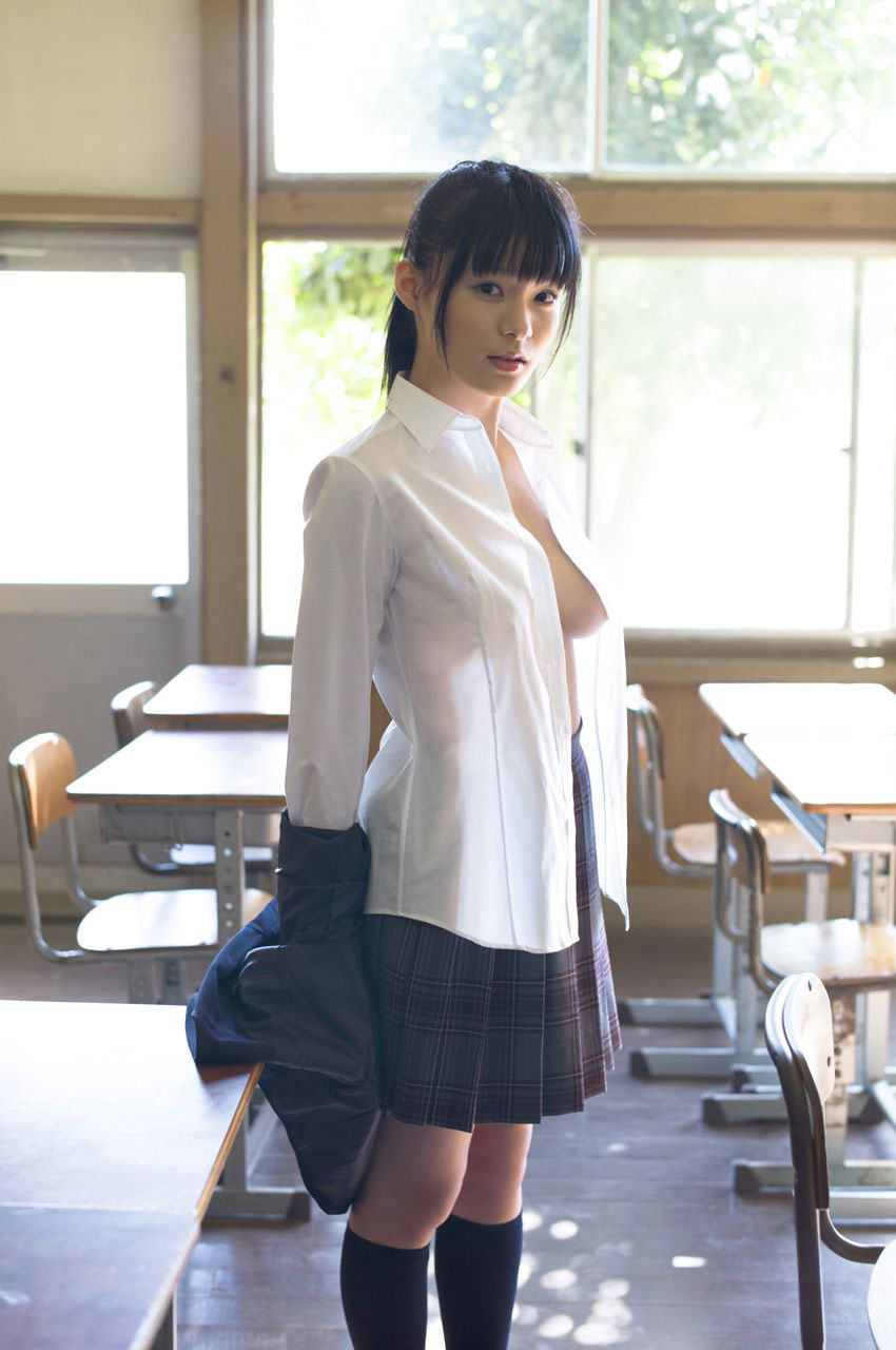 【おっぱい】ブラなしで乳首が立ってしまうとポチるのは当然でしたwww【31枚】 10